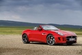 Jaguar F-Type S V8 rouge 3/4 avant droit