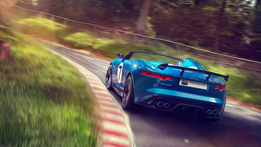 Jaguar Project 7 - bleu - 3/4 arrière gauche dynamique