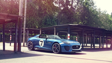 Jaguar Project 7 - bleu - 3/4 avant droit