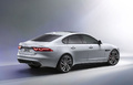 Jaguar XF 2015 - Blanche - 3/4 arrière droit