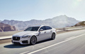 Jaguar XF 2015 - Blanche - 3/4 avant gauche dynamique