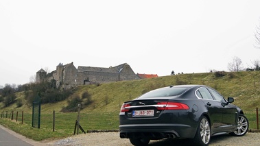 Jaguar XFR MkII noir 3/4 arrière droit 2