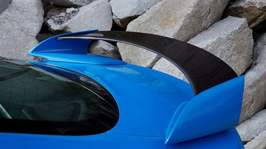 Jaguar XFR-S - bleue - détail, aileron
