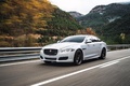 Jaguar XJ 2015 R-Sport - Blanche - 3/4 avant gauche dynamique