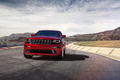 Jeep Grand Cherokee SRT 2014 - rouge - avant, dynamique