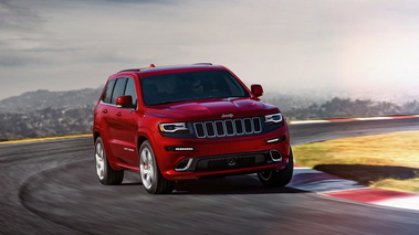 Jeep Grand Cherokee SRT8 2014 - Rouge - 3/4 avant droit dynamique