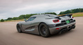 Koenigsegg Agera anthracite 3/4 arrière gauche travelling penché