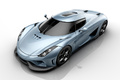 Koenigsegg Regera bleu 3/4 avant gauche vue de haut