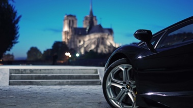 Lamborghini Aventador noir jante