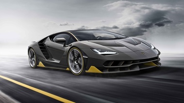 Lamborghini Centenario LP770-4 3/4 avant droit travelling