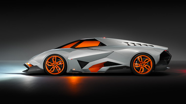 Lamborghini Egoista profil