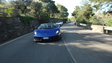 Lamborghini Gallado LP550-2 Spyder bleu face avant travelling