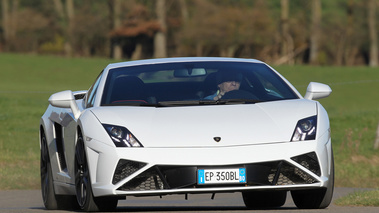 Lamborghini Gallardo LP560-4 MkII blanc 3/4 avant droit 2