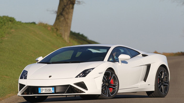 Lamborghini Gallardo LP560-4 MkII blanc 3/4 avant gauche