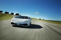 Lamborghini Huracan LP610-4 blanc face avant travelling penché