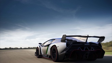 Lamborghini Veneno 3/4 arrière gauche travelling