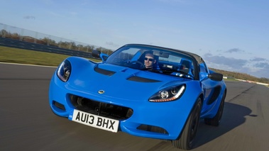 Lotus Elise S Club Racer bleu 3/4 avant gauche travelling penché 4