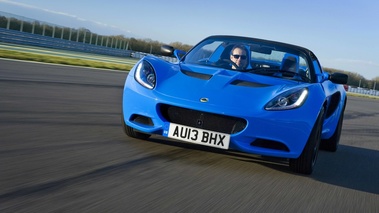 Lotus Elise S Club Racer bleu 3/4 avant gauche travelling penché 5