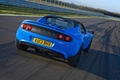 Lotus Elise S Club Racer bleu face arrière travelling penché