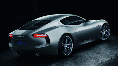 Maserati Alfieri Concept - 3/4 arrière droit