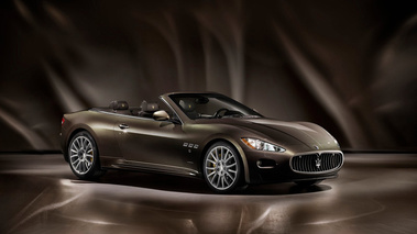 Maserati GranCabrio Fendi - 3/4 avant droit