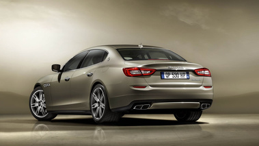 Maserati Quattroporte 2013 - beige - 3/4 arrière gauche