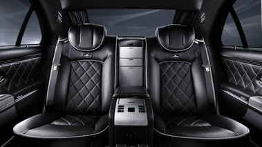 Maybach 57S noir places arrière