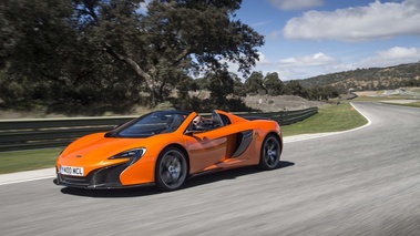 McLaren 650S Spider orange 3/4 avant gauche travelling 3