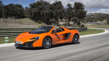 McLaren 650S Spider orange 3/4 avant gauche travelling 4