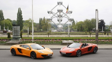 McLaren MP4-12C Spider orange 3/4 avant gauche 2