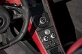 McLaren MP4-12C Spyder anthracite console centrale debout