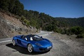 McLaren MP4-12C Spyder bleu 3/4 avant droit 2