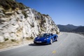 McLaren MP4-12C Spyder bleu 3/4 avant gauche travelling