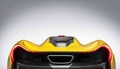McLaren P1 jaune échappement