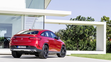 Mercedes-Benz GLE Coupé 450 AMG - Rouge - 3/4 arrière droit