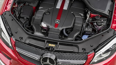 Mercedes-Benz GLE Coupé 450 AMG - Rouge - Moteur