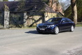 Mercedes-Benz S500 Plug-In Hybrid - Bleue - 3/4 avant gauche dynamique