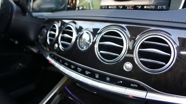 Mercedes-Benz S500 Plug-In Hybrid - Bleue - Habitacle, détail aérations