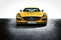 Mercedes-Benz SLS AMG Black Series - jaune - face avant