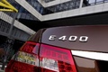 Mercedes E400 Hybrid marron logo E400