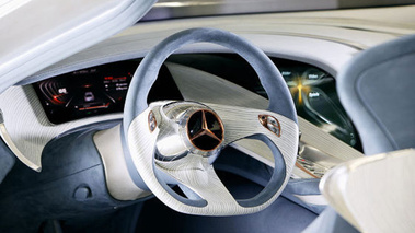 Mercedes F125 Gullwing Concept - tableau de bord