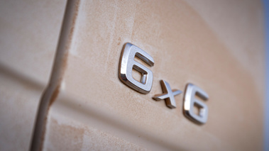 Mercedes G63 AMG 6x6 - blanc - détail, logo 6x6