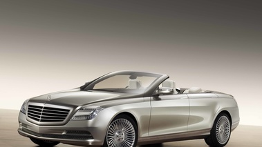 Mercedes Ocean Drive Concept beige 3/4 avant gauche