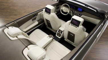 Mercedes Ocean Drive Concept beige intérieur