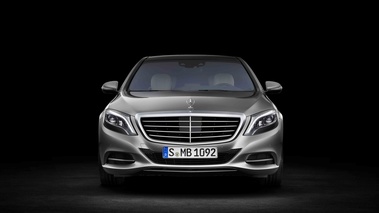 Mercedes S-Class MY2014 gris face avant