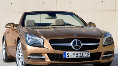 Mercedes SL R231 - Or - face avant, statique