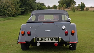 Morgan 4/4 Sport noir face arrière