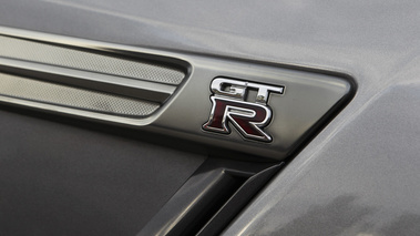 Nissan GT-R 2012 - détail flanc
