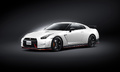 Nissan GT-R Nismo - blanche - 3/4 avant gauche