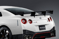 Nissan GT-R Nismo - blanche - spoiler + arrière gauche